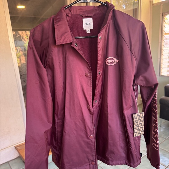 Vans windbreaker - Picture 1 of 4
